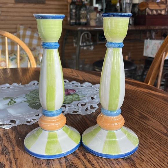 Andrea by Sadek Pair of Porcelain Candle Stick Holders - Picture 2 of 6